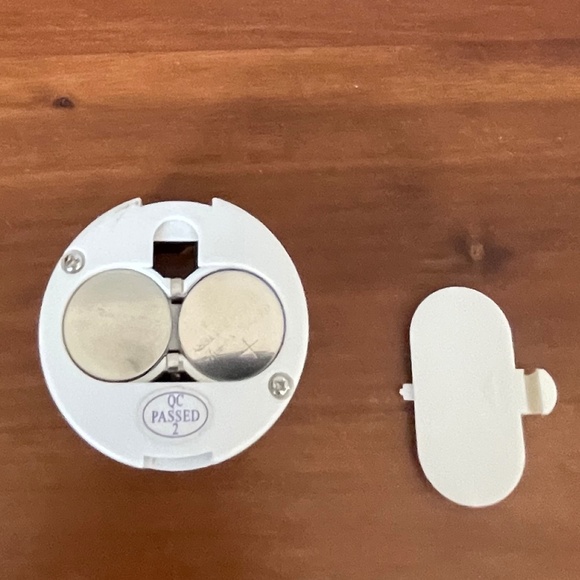 Mr. Christmas Valerie Parr Hill Porcelain Musical Egg Ornaments (Set of 2) - Picture 4 of 13